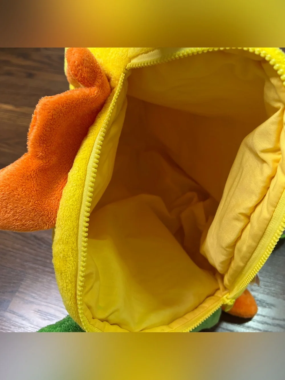 Animal Adventure - Plush, Round Yellow fish backpack